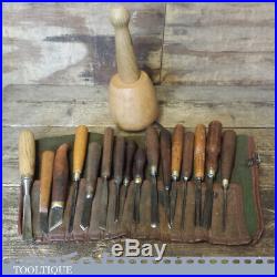 16 No Vintage Wood Carving Chisels In Roll with Beechwood Carvers Mallet