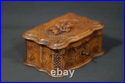 19c Antique Wooden Wood Carving Black Forest Jewelry Box Casket Acorn Motif Lid