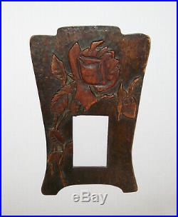 Antique Vtg Late 19th C 1890s Folk Art Carved Wood Arts and Crafts Picture Frame