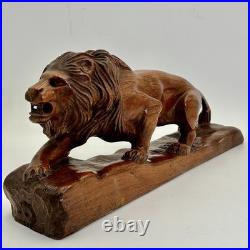 Beautiful Vintage Hand Carved Lion Folk Art Large 18 Wood Mahogany Sculpture
