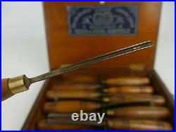 Boxed Set Of 12 J B Addis Vintage Wood Carving Chisels And Gouges 129