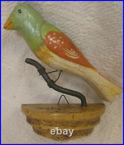 Good Vintage Folk Art Carved and Painted Wall Mount Songbird