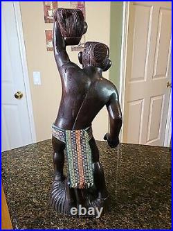 HEAD HUNTER TRIBAL WARRIOR Carved Hardwood Statue Art Figure 18-1/2 Vintage EUC