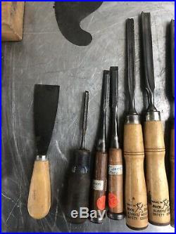 Lot Vintage Wood Working Hand Chisel Lathe Gouge Carving Hammer Tools