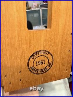 MCM Wood Vintage Maskateers Inc. 3-D Manhattan skyline 1961. Brooklyn Bridge