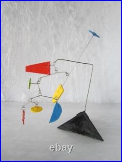 One Of A Kind Vintage Metal Wire / Wood Stabile Mobile Kinetic Sculpture Signed One Of A Kind Vintage Metal Wire / Wood Stabile Mobile Kinetic Sculpture Signed