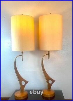 Pair of Modeline Style Mid Century Modern Walnut Sculptural Lamps Pair Vintage