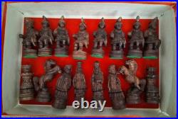 Rare Vtg Figural Chess Set Hand Carved Solid Olive Wood Israel Complete Set (32)