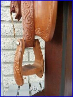 Sculpture Wooden Vtg 24 California loop Seat Saddle William M. Churchill jr