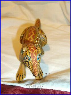 VINTAGE OAXACAN WOOD CARVING MONGOOSE BY 1st WAVE CARVERS JACOBO & MARIA ANGELES