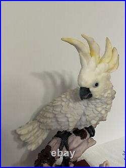 VTG Amazing Detailed Montefiori Heavy Sculpture of Large Cockatoo on Wood base