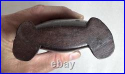 VTG Micronesia Tobi Island Squatting Figure Wood Carving Palau Inlaid Shell Eyes