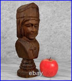 Vintage 12 Spanish Revival Gothic Chess King Wood Carved Sculpture