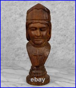 Vintage 12 Spanish Revival Gothic Chess King Wood Carved Sculpture