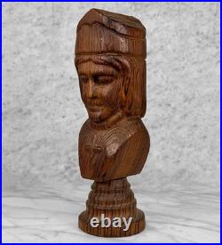 Vintage 12 Spanish Revival Gothic Chess King Wood Carved Sculpture