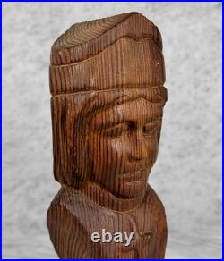 Vintage 12 Spanish Revival Gothic Chess King Wood Carved Sculpture