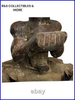 Vintage African Hand Carved Wood Sculpture Inside A Basket, Unusual Piece 21 T