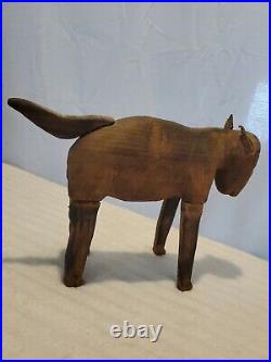 Vintage American Folk Art Carved Wood BISON/BUFFALO Sculpture 9X13X4 Unsigned