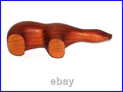 Vintage Arne Tjomsland Norway Wood Polar Bear MCM Sleek Carving With Stamp 7.5