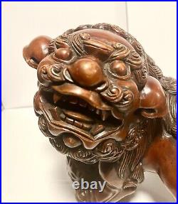 Vintage Chinese Elmwood Hand-Carved Fengshui Foo Fu Dog Guardion Lion Sculpture