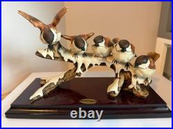 Vintage Giuseppe Armani 0172C Five Birds on a Snow Branch Figurine Italy 1985