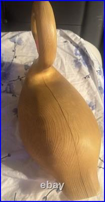 Vintage Hand Carved Wooden Swan Sculpture 11 Inch Tall