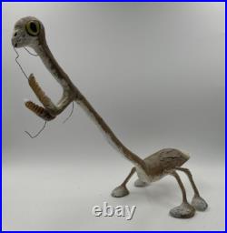 Vintage Isaac Smith PRAYING MANTIS Carved Wood Animal Sculpture