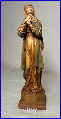 Vintage Italian Wood hand carved religious Madonna Nurnberg statue sculpture