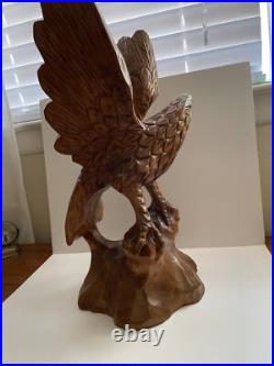 Vintage Large Carved Wood AMERICAN BALD EAGLE Statue Sculpture