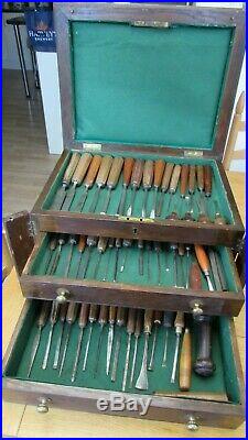 Vintage Woodwork and Wood Carving tools Chisels, Gouges X 55 In Oak Box + Keys
