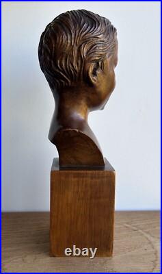 Vintage excellent sculpture wood bust girl, tabletop sculpture