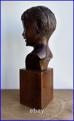 Vintage excellent sculpture wood bust girl, tabletop sculpture