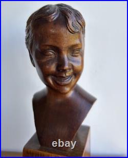 Vintage excellent sculpture wood bust girl, tabletop sculpture