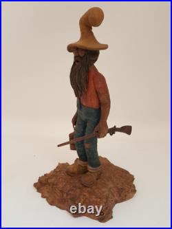 Vintage folk art hand carved wood sculpture old moonshiner man whiskey gun KK 88