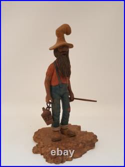 Vintage folk art hand carved wood sculpture old moonshiner man whiskey gun KK 88
