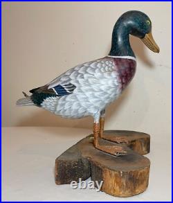 Vintage lifesize hand carved wood Folk Art mallard duck decoy sculpture statue Vintage lifesize hand carved wood Folk Art mallard duck decoy sculpture statue