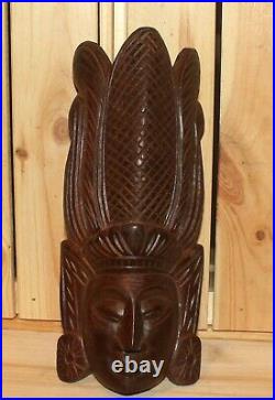 Vintage native american hand carving wood wall hanging figurine