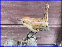 Vtg Hand Carved House Wren Wooden D Fasking Adirondack Carver Bird Sculpture Art