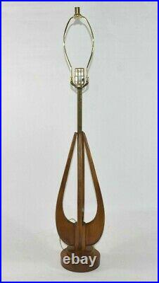 Vtg Mid Century MCM 35 Teak Walnut Wood Brass Tulip Teardrop Sculptural Lamp